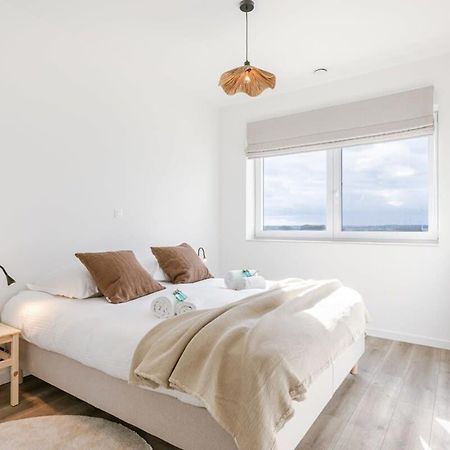 Huswell - Lovely New Apartment At The Harbor + Parking Brygge Exteriör bild