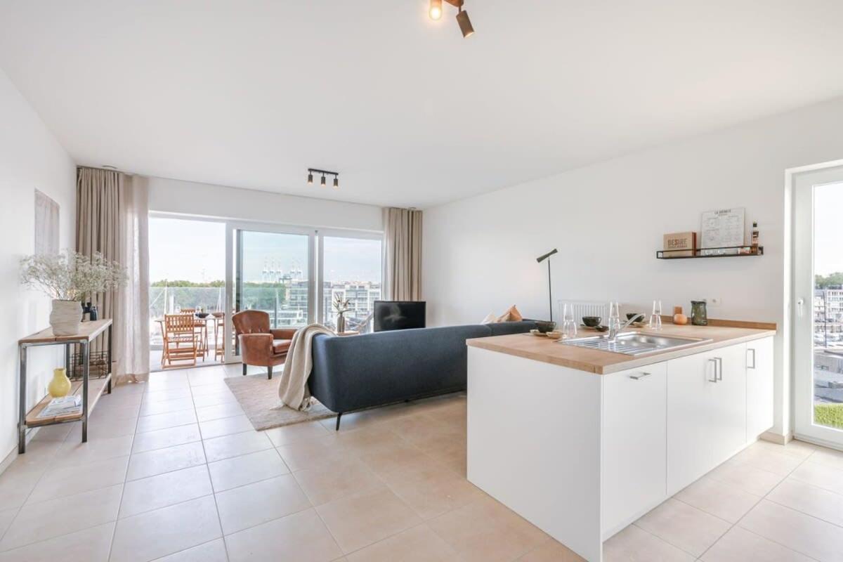 Huswell - Lovely New Apartment At The Harbor + Parking Brygge Exteriör bild