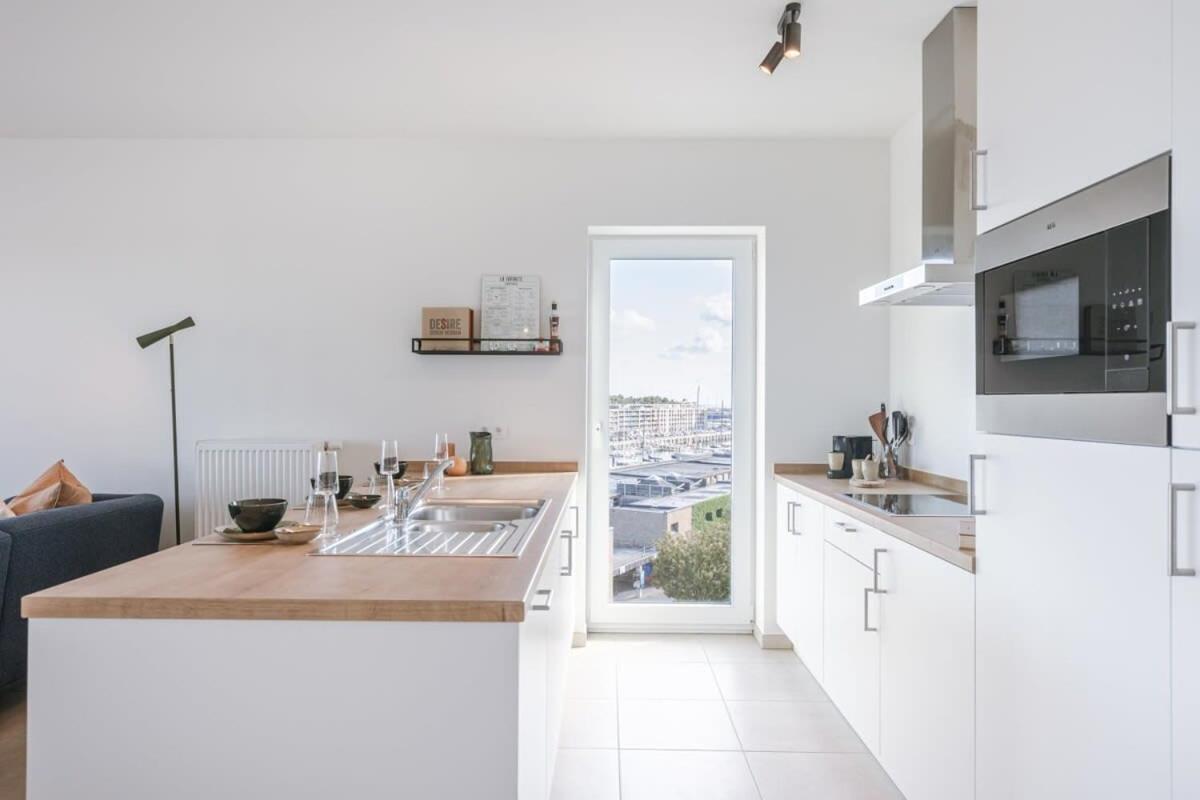 Huswell - Lovely New Apartment At The Harbor + Parking Brygge Exteriör bild